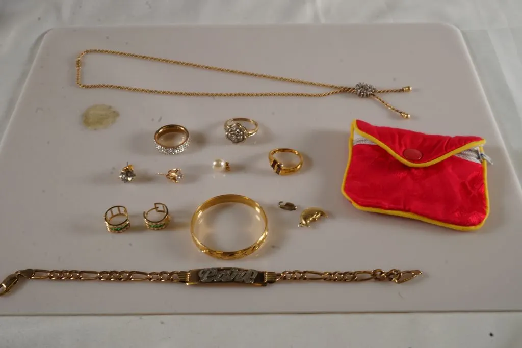 Lot of Assorted Jewelry