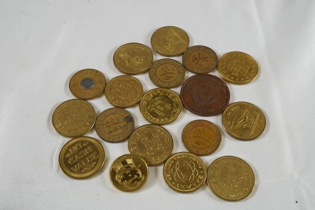 Lot of (18) Tokens