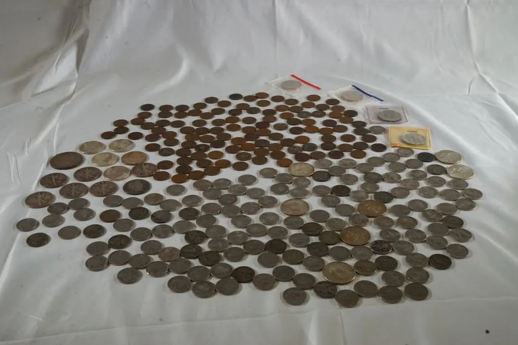 Lot of Assorted Currency