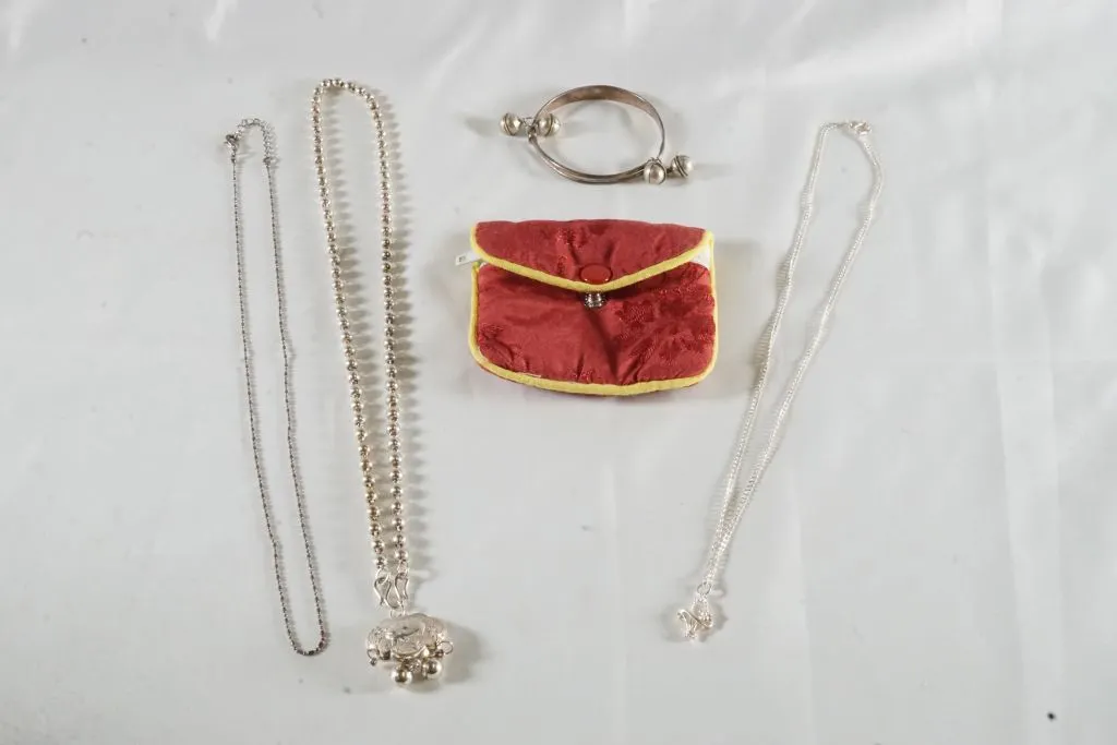 Lot of Assorted Jewelry