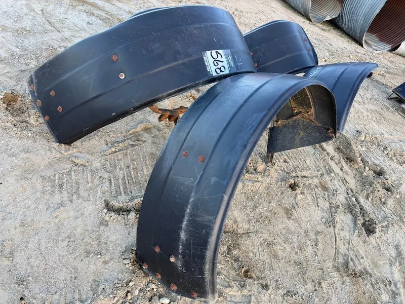 Fenders to fit 770/870 John Deere Motor Grader