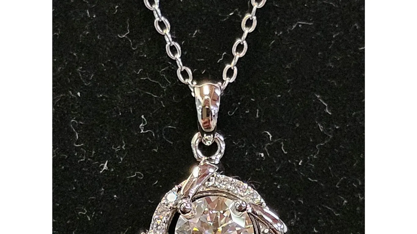 *NEW* .925 SILVER 1CT MOISSANITE LAB DIAMOND NECKLACE: 16" - 18" LONG