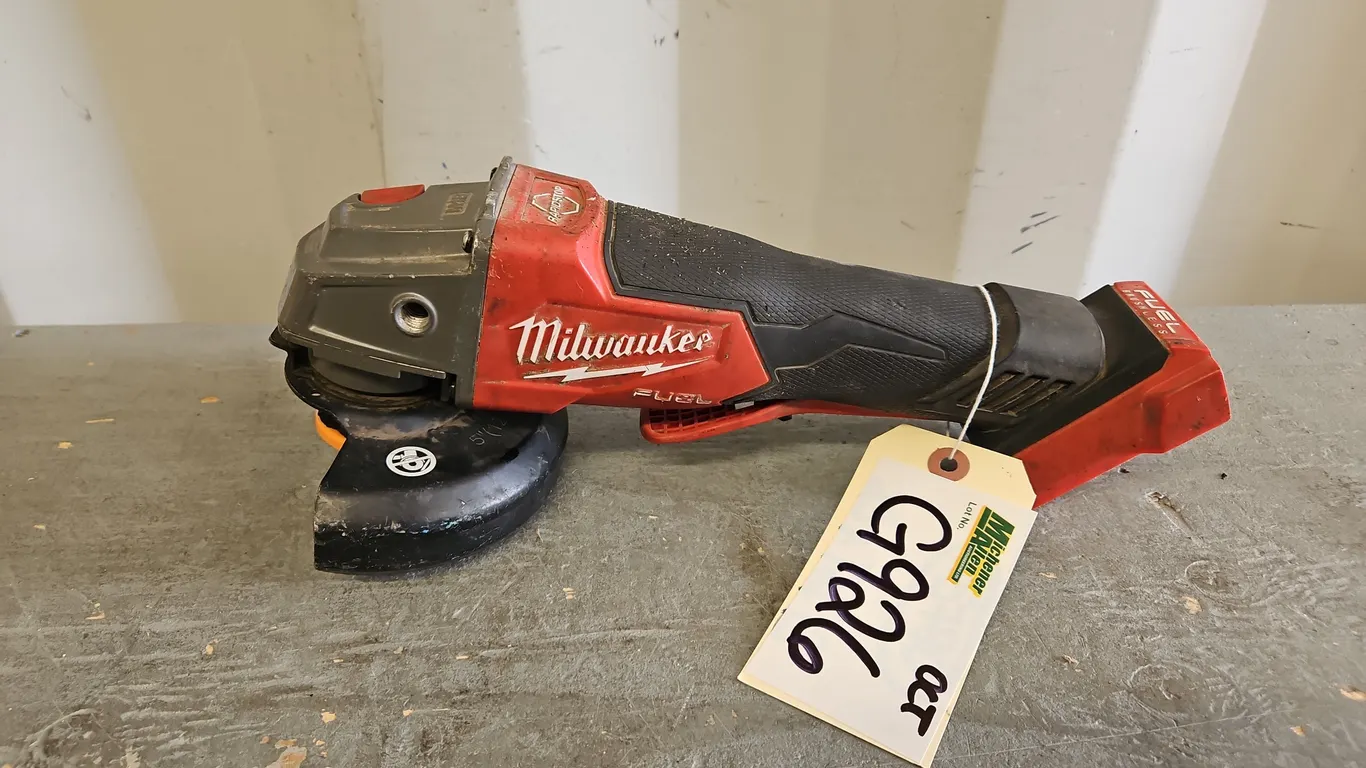 Milwaukee 18V Grinder - Qty 1 *No Battery*
