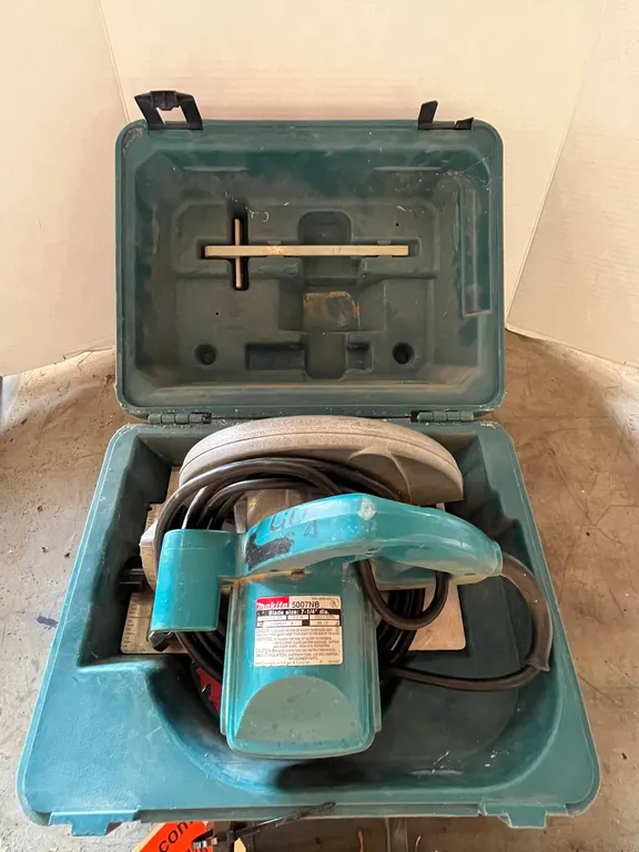 Makita 5007NB Corded Circular Saw
