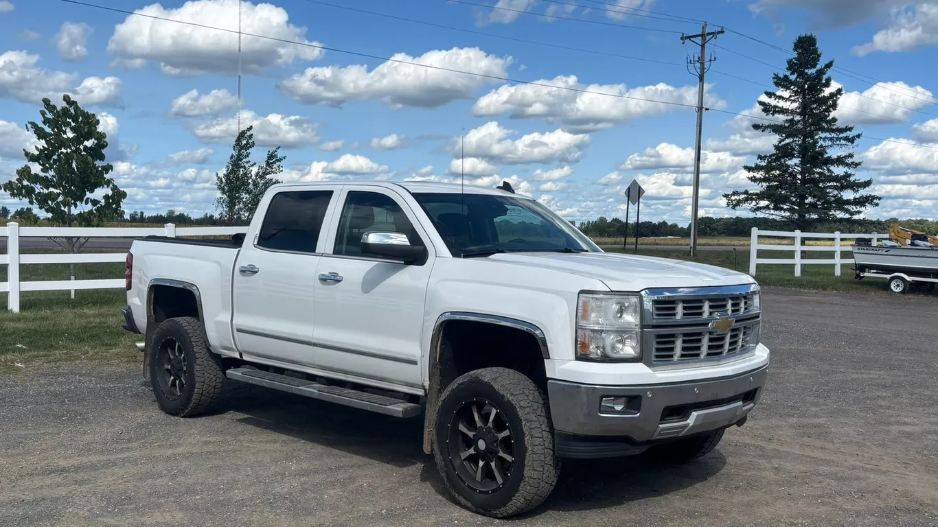 2015 Chevrolet Silverado Pickup Truck