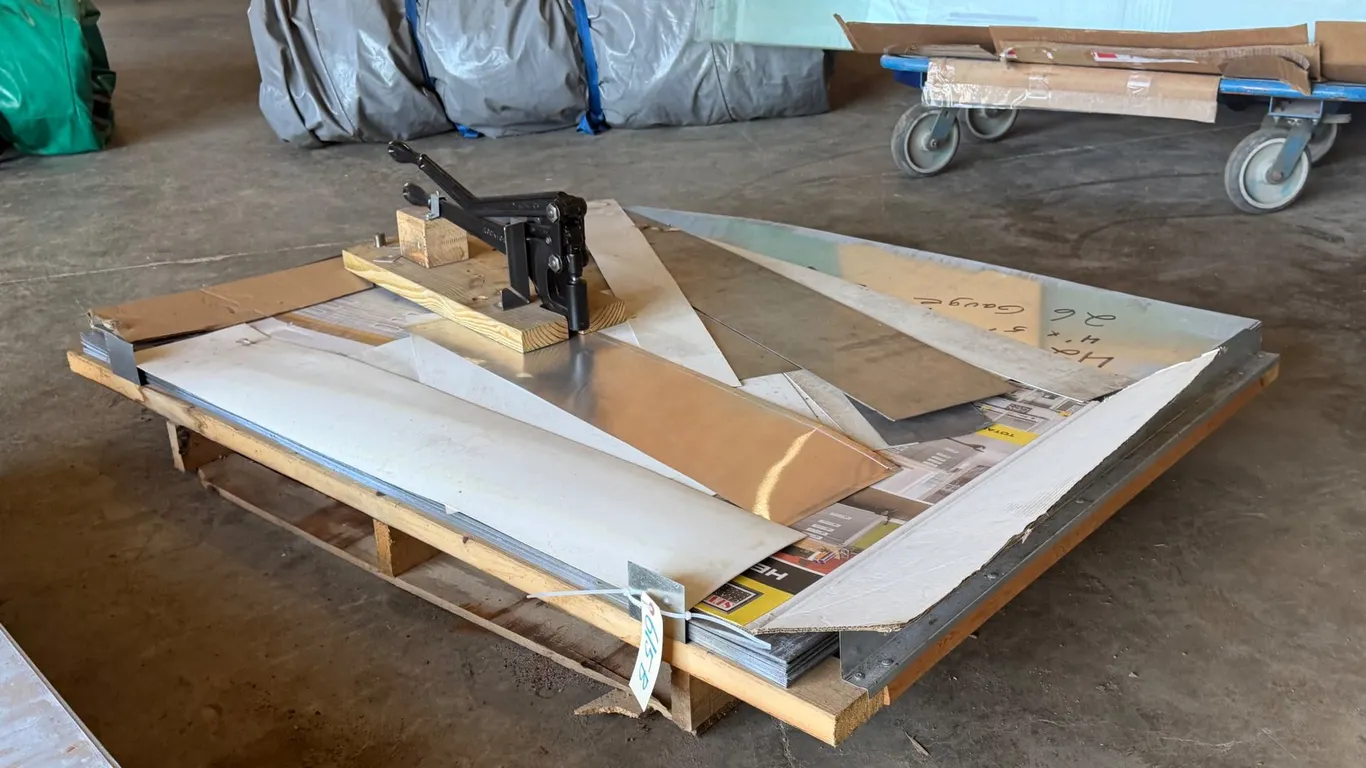 Metal Galvanized Sheets Assorted Cuts