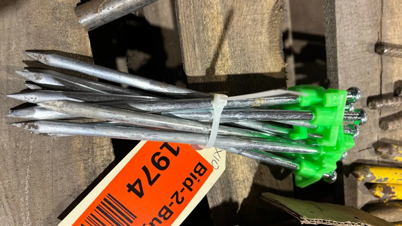 (10) Stakes