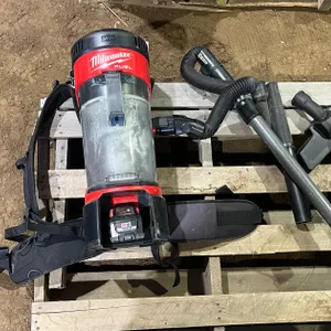 Milwaukee Backpack Vac, with M18 Battery