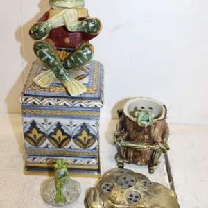 Frog Decor