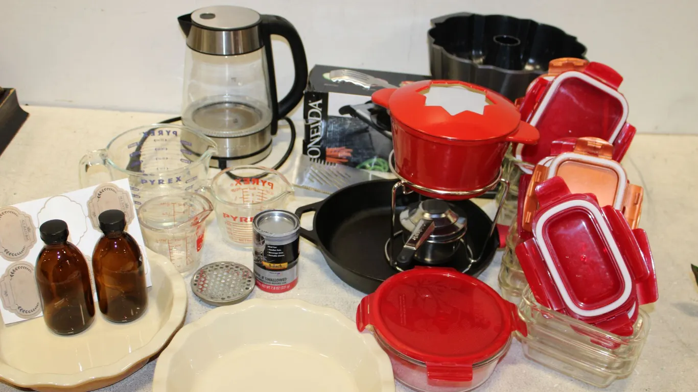 Kitchenware & Bakeware