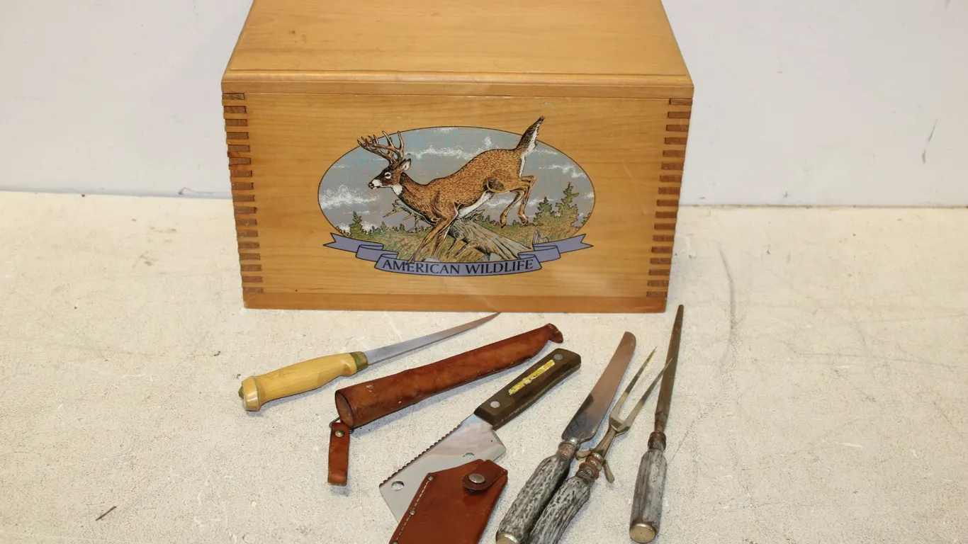 Carving Utensils & Knives