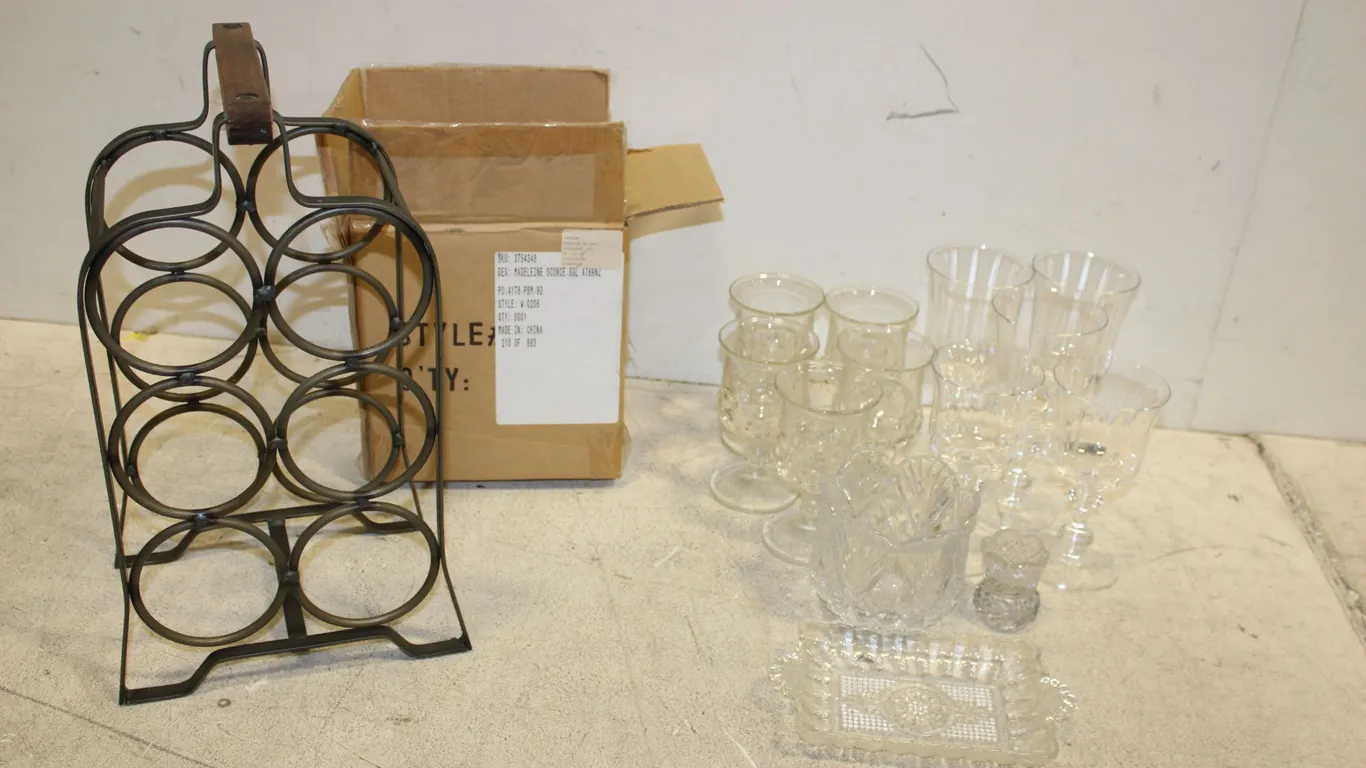 Glassware & Wine Rack