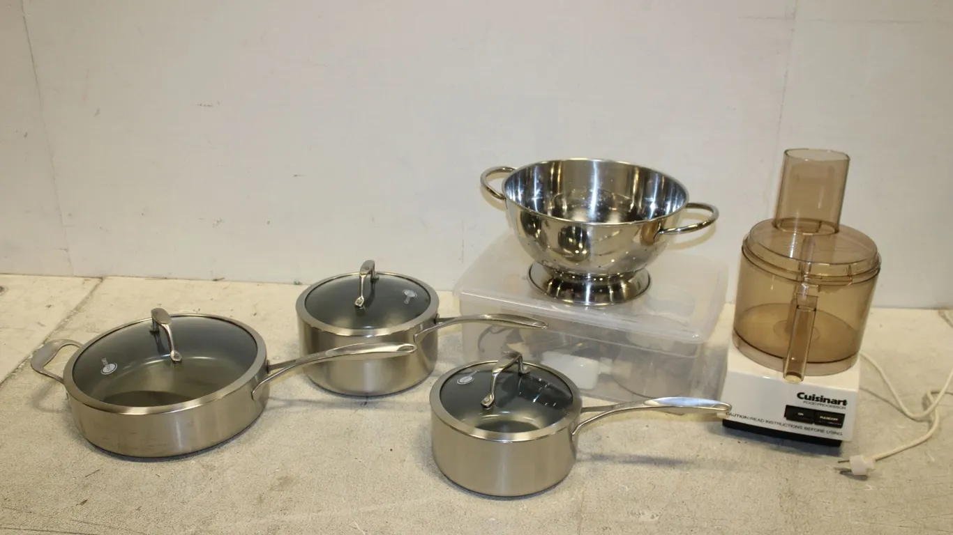 Cuisinart Food Processor & Cookware