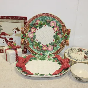 Holiday Serving Pieces