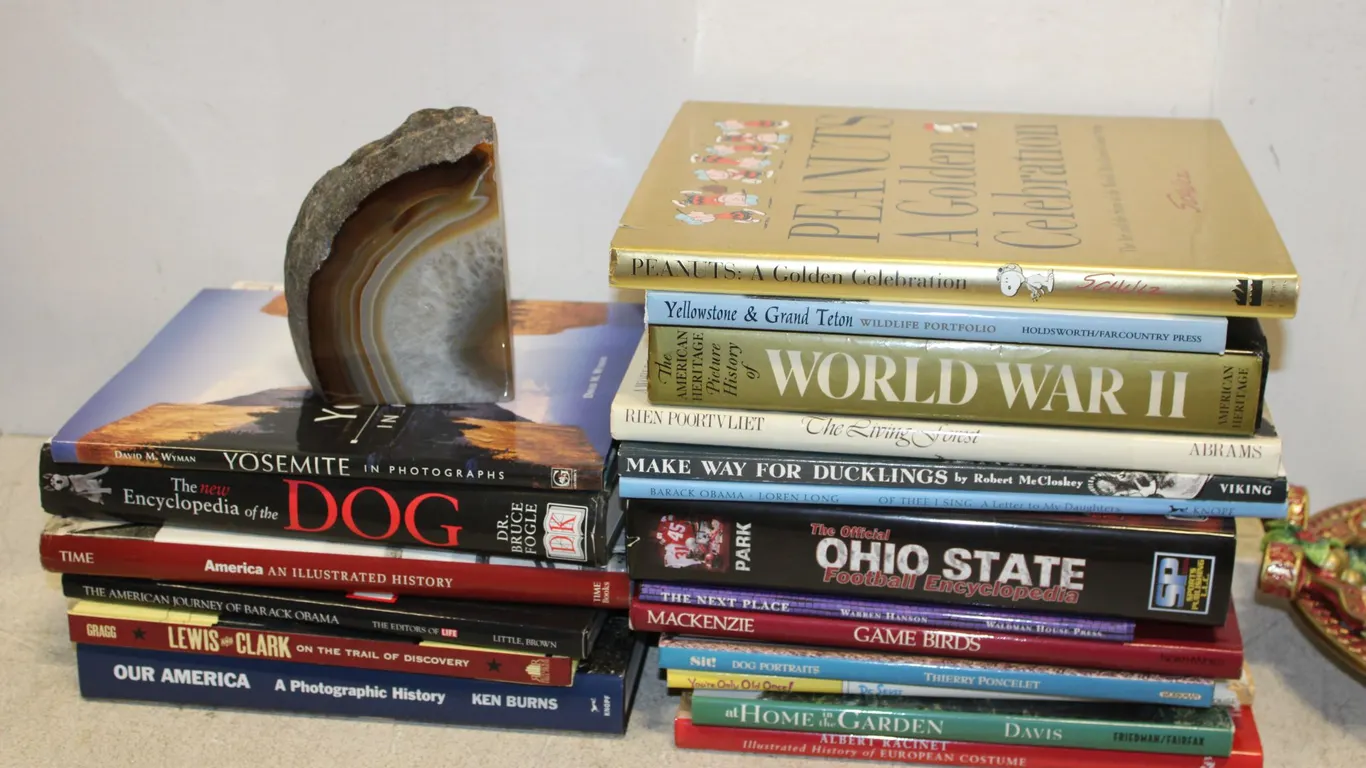 Books & Agate Bookend