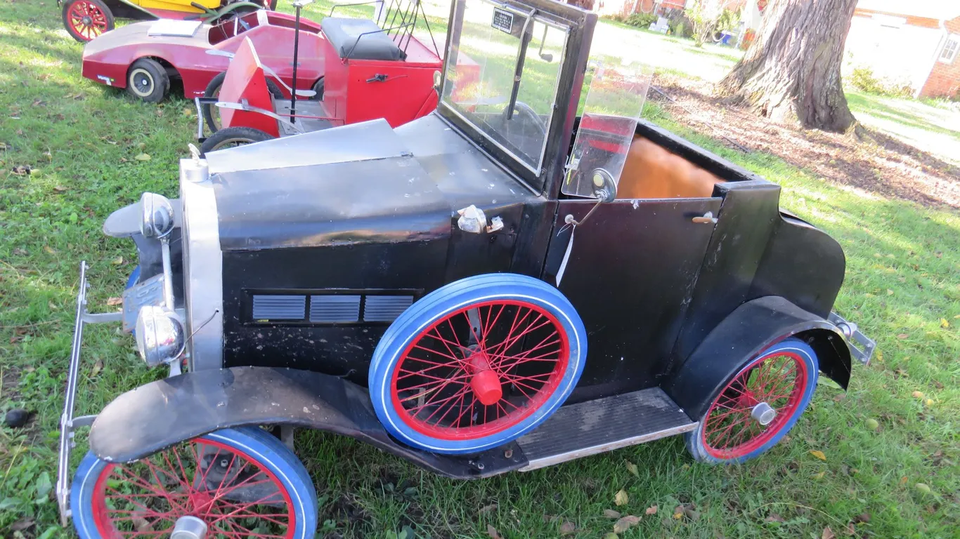 Parade/Shriner's Car