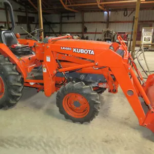 Kubota L2900 GST Utility Tractor