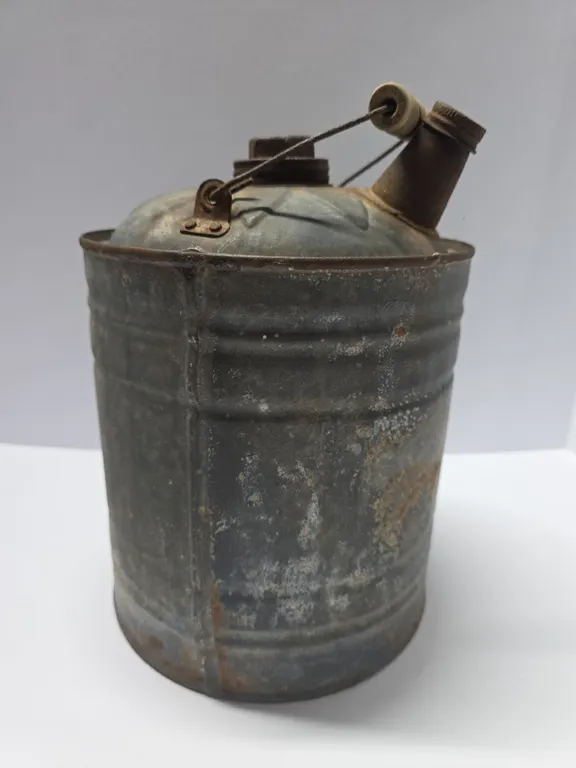 Vintage Metal Oil / Kerosene Can with Spout