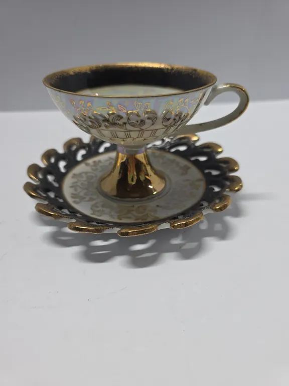 Decorative Teacup & Saucer