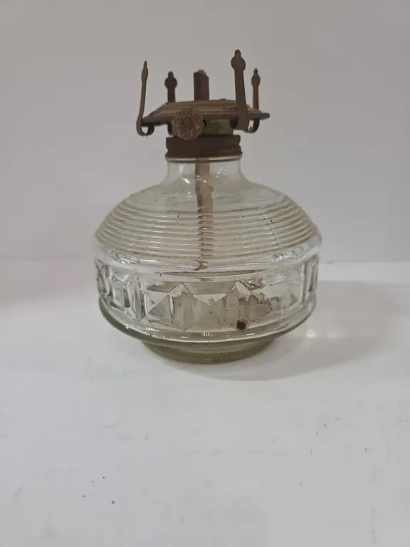 Vintage Glass Kerosene / Oil Lamp