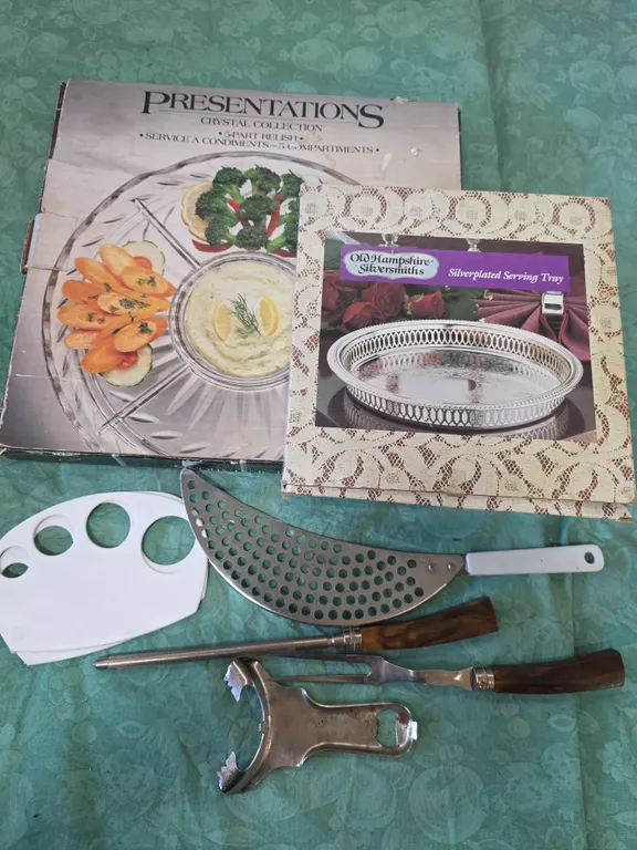 Kitchen Utensils Lot