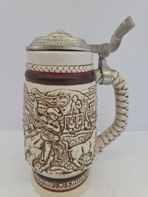 Avon 1980 Decorative Lidded German-Style Beer Stein