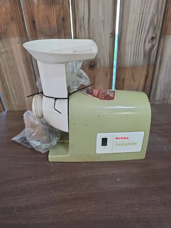 Vintage Electric Food Grinder / Processor
