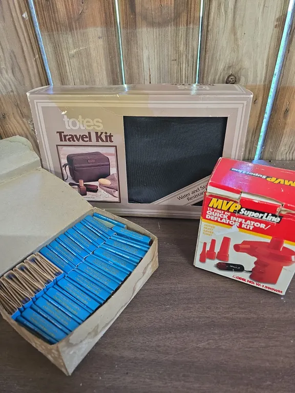 Travel Kit & Automotive Matches & Inflator Kit