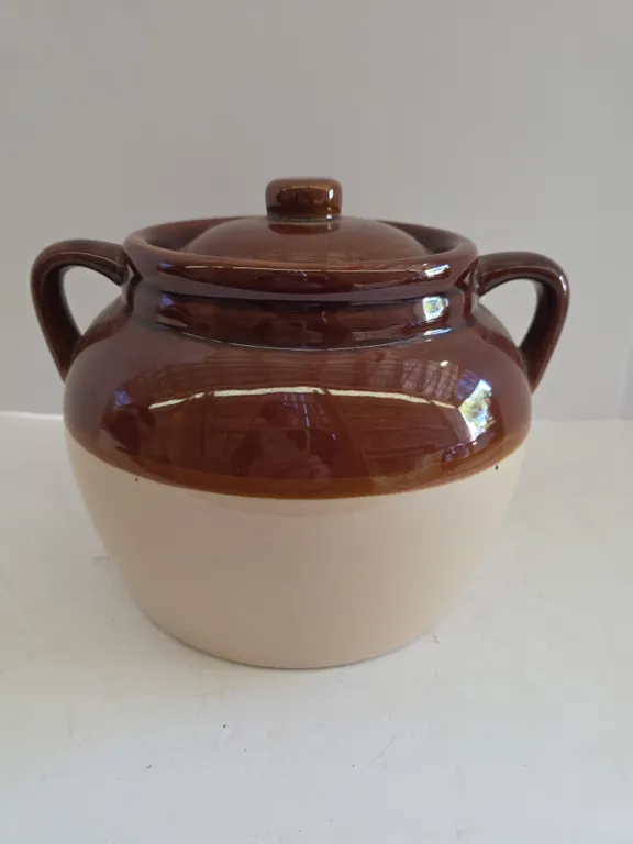 Brown & Cream Stoneware Bean Pot with Lid Unmarked