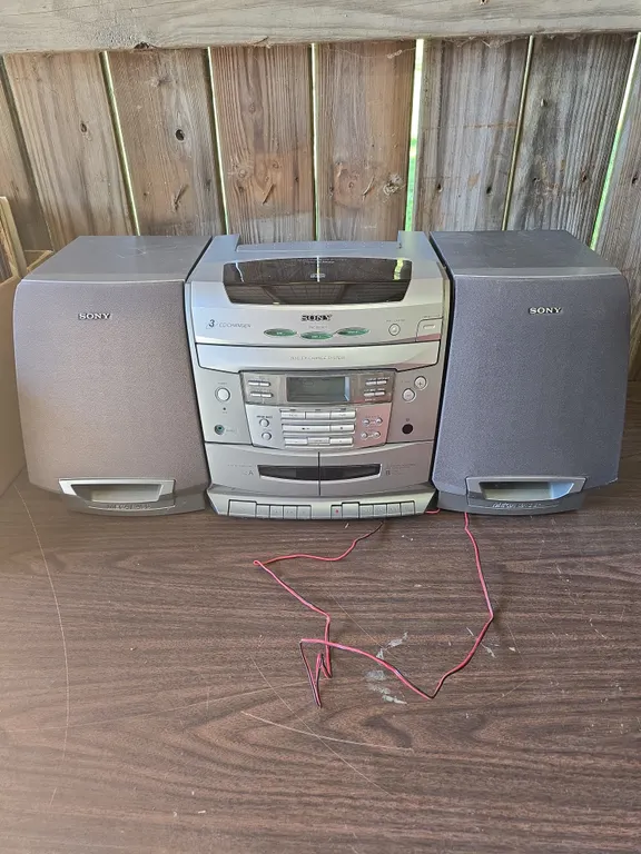 Sony 3 CD Changer CD / Cassette Stereo Boombox Tested and Works