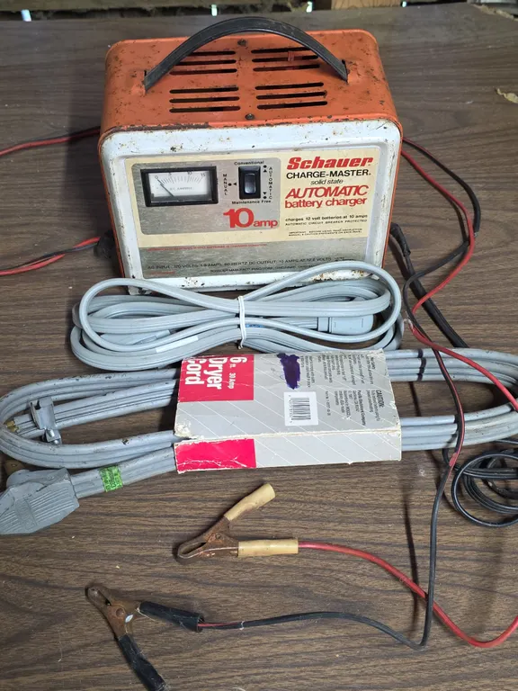 Schumacher Battery Charger and Power Cords
