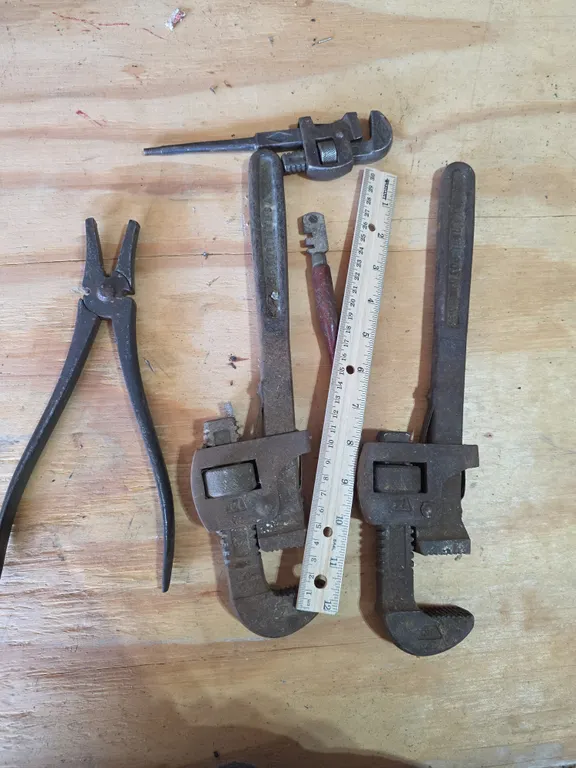 Pipe Wrenches, Pliers & Hand Tools