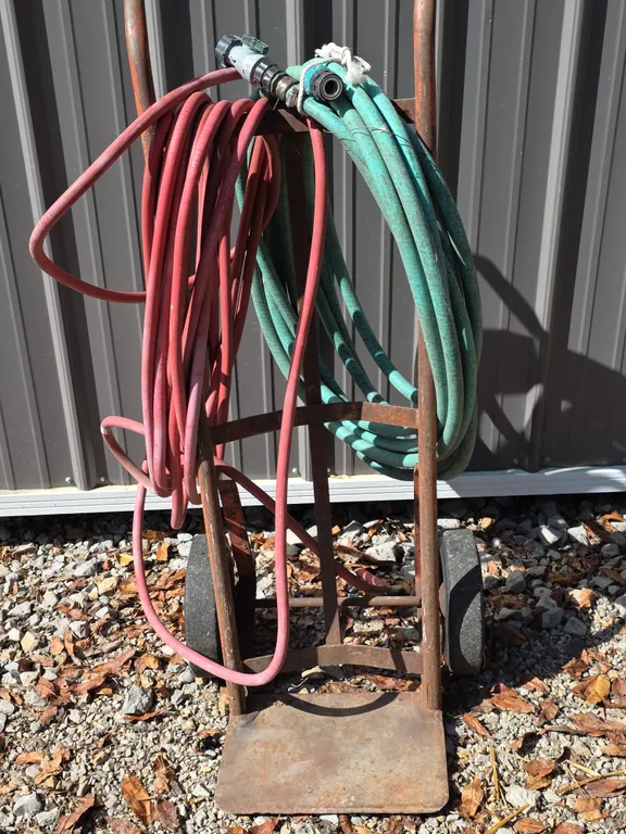 Air Hoses and 2 Wheel Cart