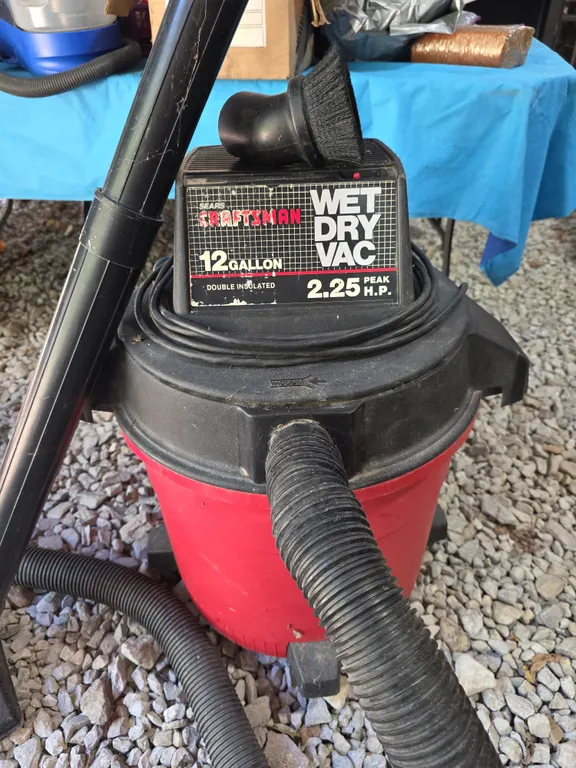 Craftsman/Dry Shop Vacuum