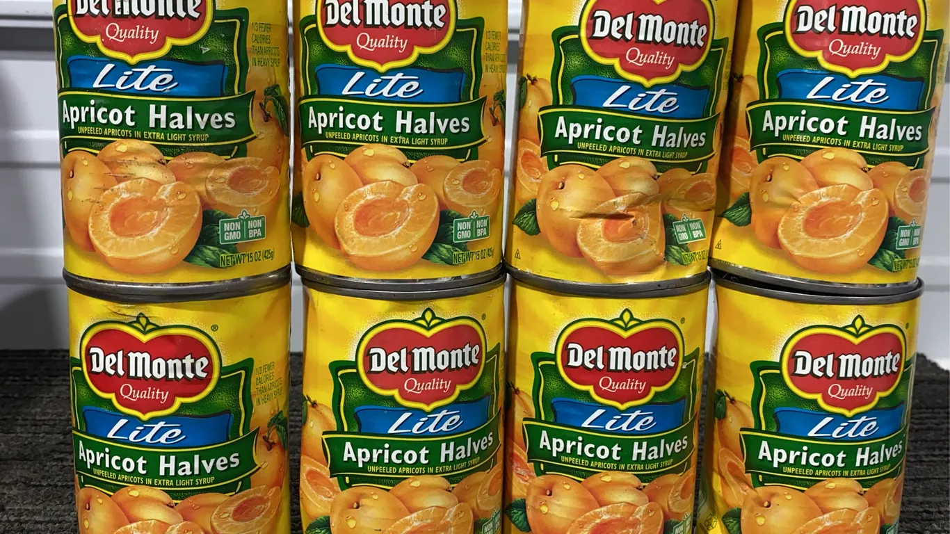*NEW* Del Monte Lite Apricot Halves, 15 Oz Each/Qty 8 - Best By: 4/2028