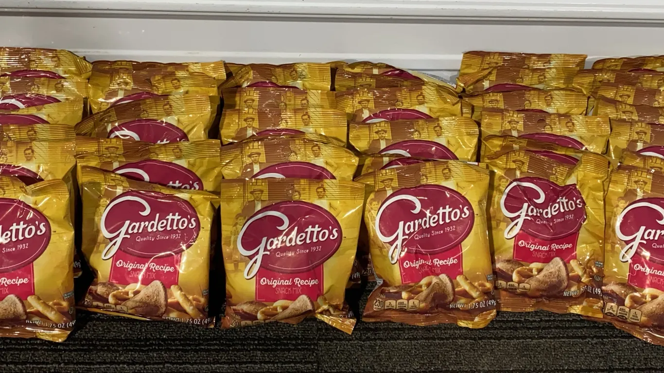 *NEW* Gardetto's Original Recipe Snack Mix, 42 Individual Bags - Best By: 3/2027