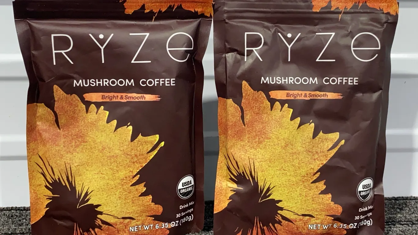 *NEW* Ryze Mushroom Coffee 2 Bags - Best By 1/2028