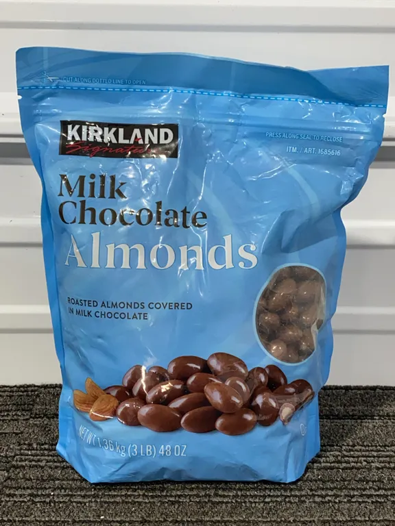 *NEW* Kirkland Signature Milk Chocolate Covered Almonds, 48 Ounce - Best By: 4/2027