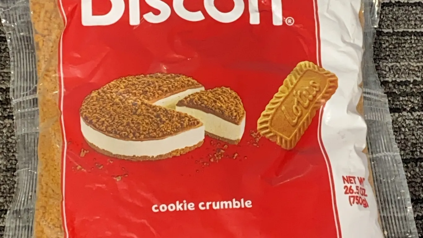 *NEW* Lotus Biscoff Crumble 25.5 Oz - Best By: 3/2027