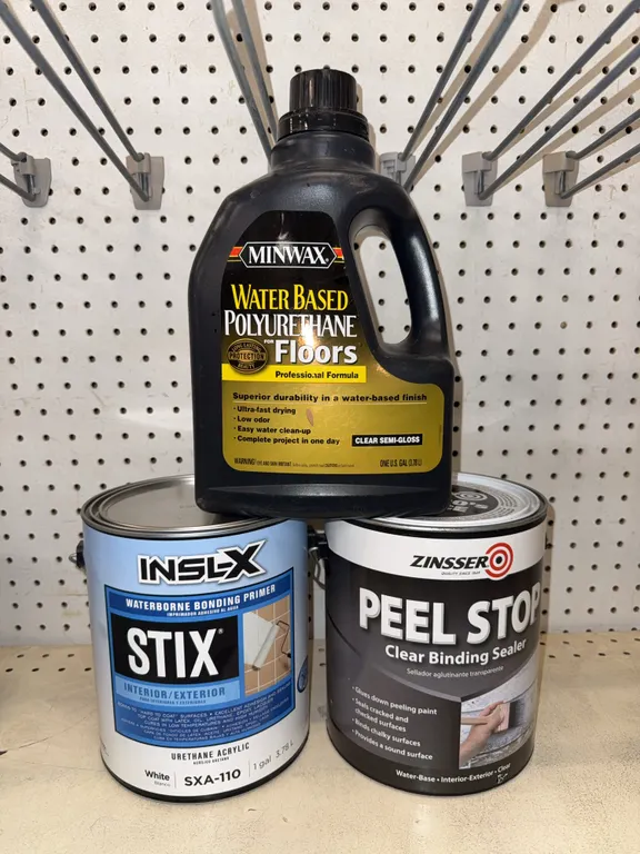 Miscellaneous lot of seal and floor polyurethane