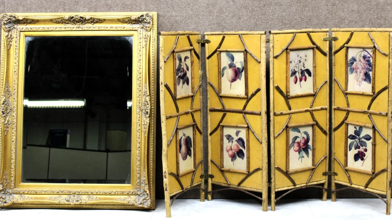 Gilt Mirror & 4-Panel Botanical Screen