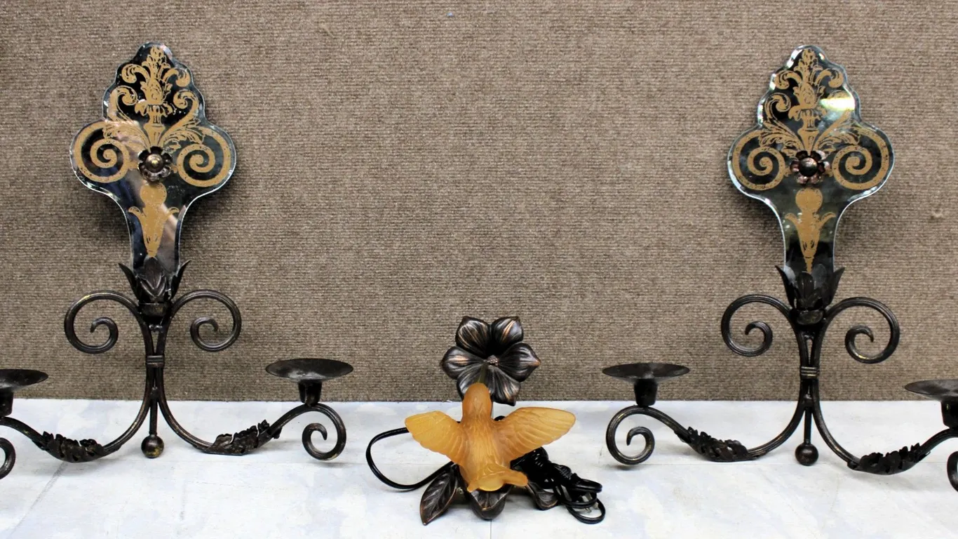 Wall Candleholders With Bird Lamp