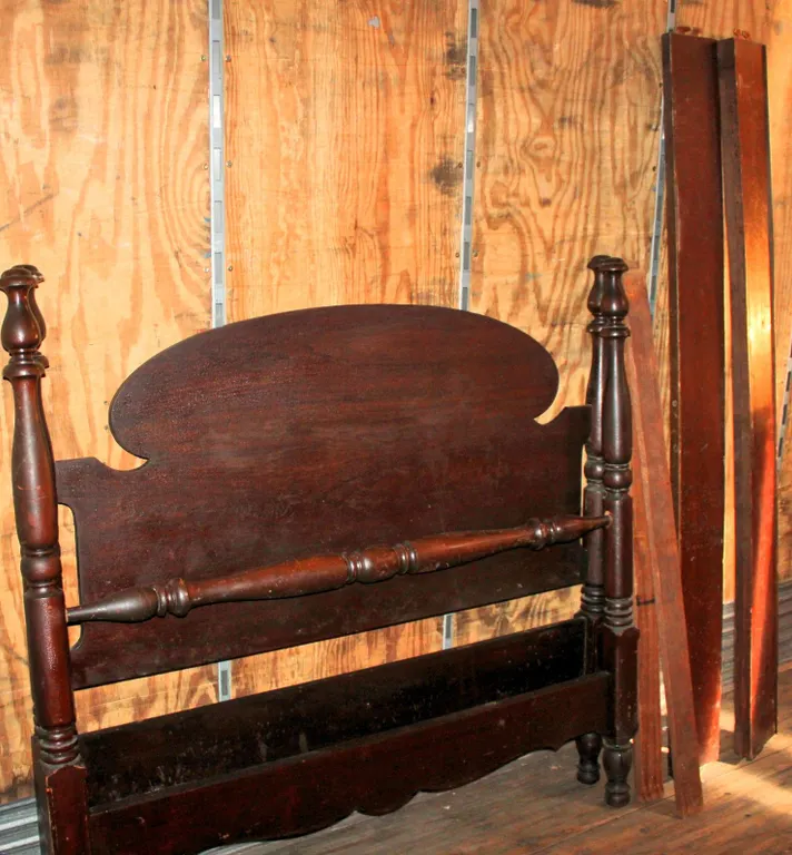 Wooden Full/Queen Bed Frame with Headboard
