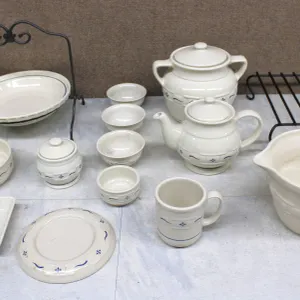 Longaberger Pottery, 15 Pieces USA