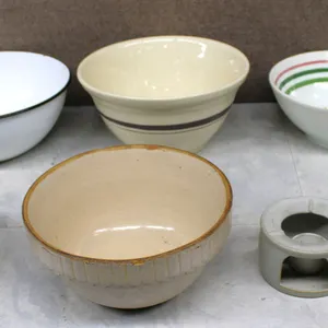 7 Assorted Kitchen Bowls
