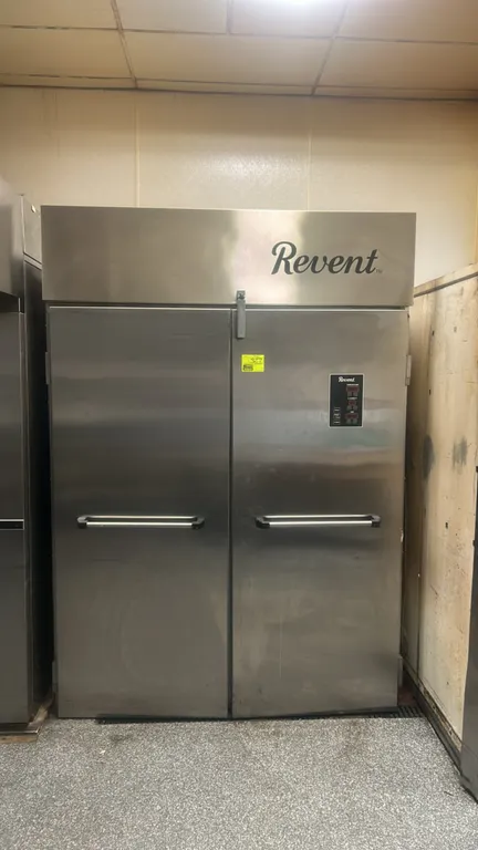 Revent 7122 commercial proofer. Features stainless steel construction, 2 solid doors, digital control panel for temperature, humidity, and time, and i