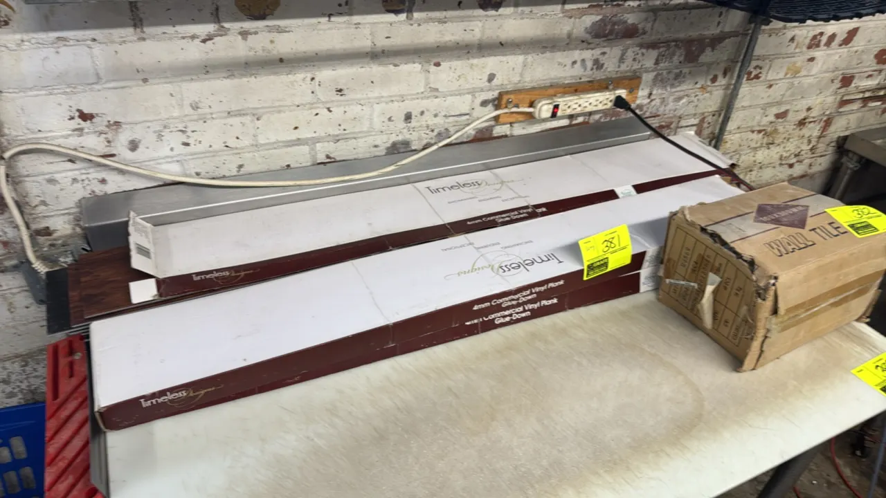 Timeless Designs TDCLASMOCH 4mm Classic Collection commercial glue-down vinyl floor planks. Features a Mocha woodgrain finish. Rated at 20.749 sq. ft.