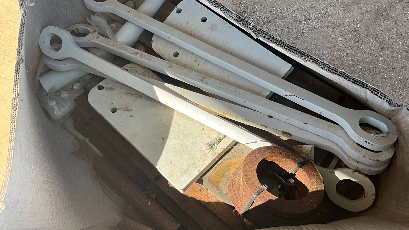 HEAVY DUTY LINKAGE ARMS, FLAT MOUNTING PLATES