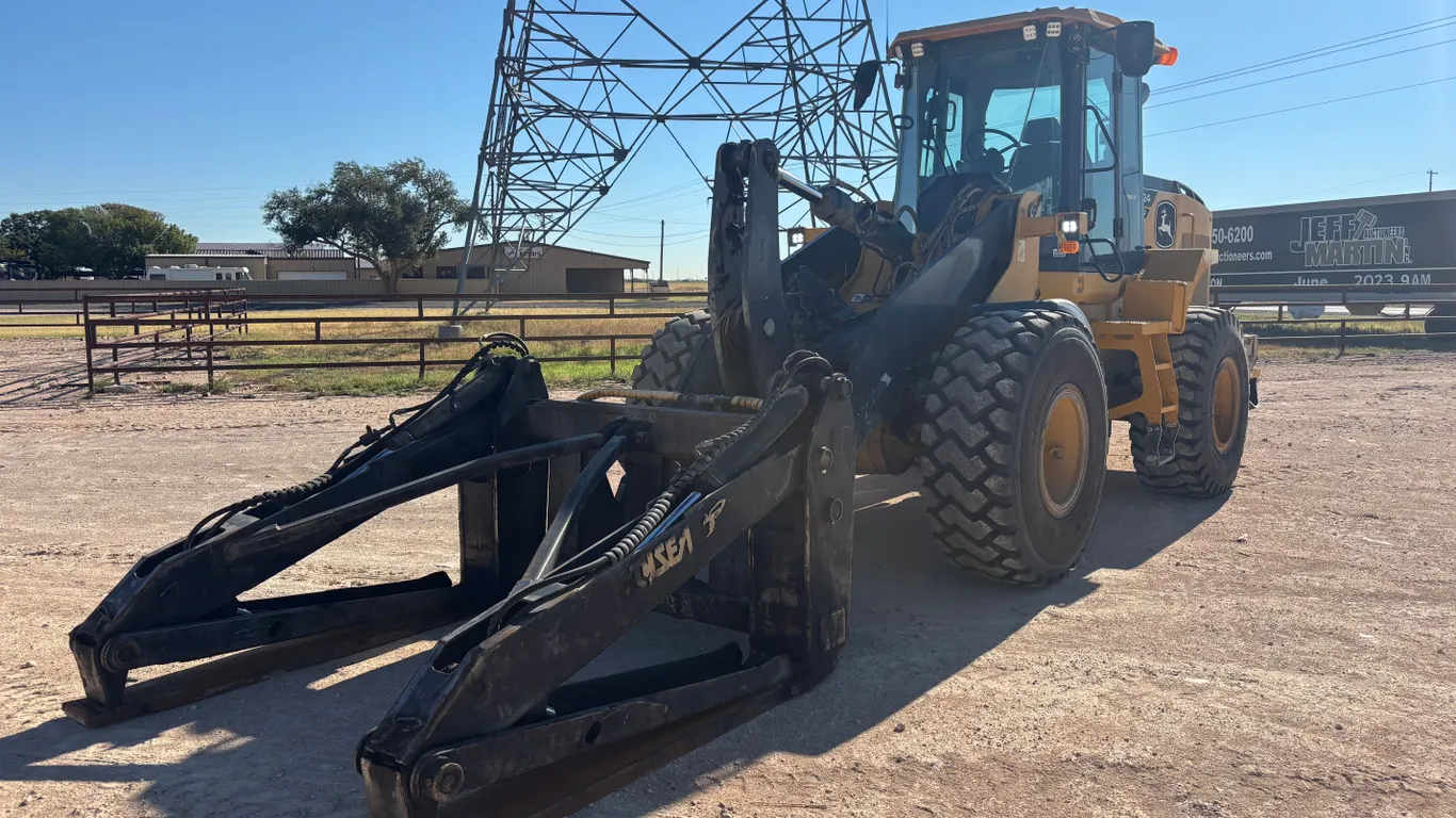 2021 DEERE 624P WHEEL LOADER SN: 1DW624PATMLH10487