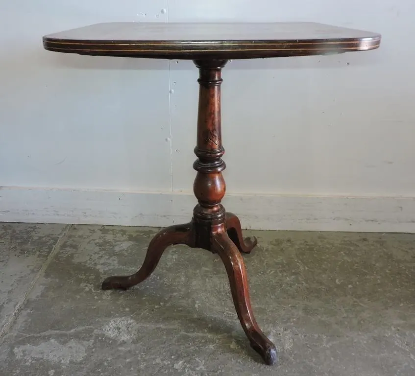 ANTIQUE MAHOGANY TILT TOP TRIPOD TABLE